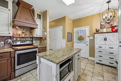 331 Radecke Road, Krum, TX 76249 - Photo 21