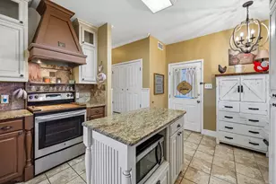 331 Radecke Rd, Krum, TX 76249 - Photo 21
