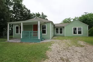 102 San Saba Ave, Benbrook, TX 76126 - Photo 1