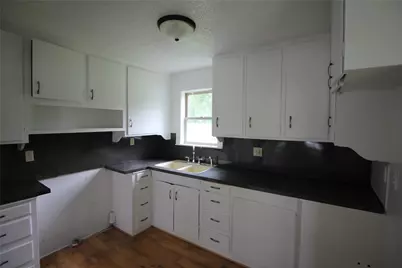 102 San Saba Avenue, Benbrook, TX 76126 - Photo 21