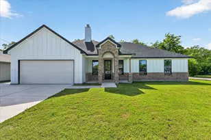 2902 Walnut St, Greenville, TX 75401 - Photo 1