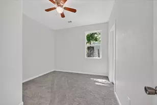 2902 Walnut St, Greenville, TX 75401 - Photo 17
