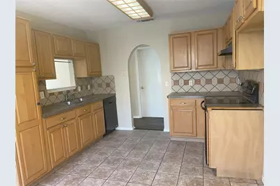 4241 Iris Avenue, Fort Worth, TX 76137 - Photo 3