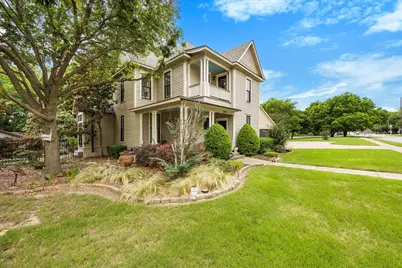 1025 W Main Street, Waxahachie, TX 75165 - Photo 1