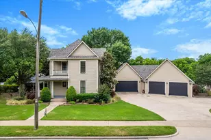 1025 W Main St, Waxahachie, TX 75165 - Photo 7