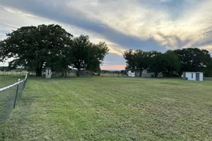 2901 Wind Mill Ct, Tolar, TX 76476 - Photo 33