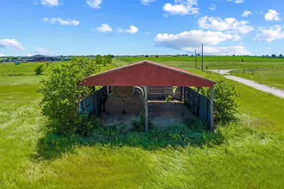 9817 County Road 408, Grandview, TX 76050 - Photo 3