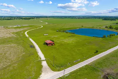 9817 County Road 408, Grandview, TX 76050 - Photo 11