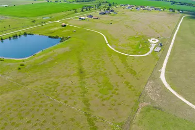9817 County Road 408, Grandview, TX 76050 - Photo 15