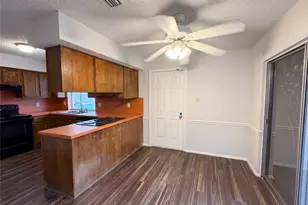 3701 Westminster Dr, Carrollton, TX 75007 - Photo 7