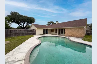 3701 Westminster Drive, Carrollton, TX 75007 - Photo 5