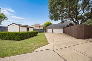 2510 Shorewood Ct, Rowlett, TX 75088 - Photo 33