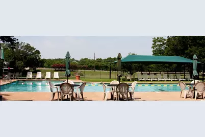 7006 Woodsprings Drive, Garland, TX 75044 - Photo 13