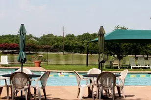 7006 Woodsprings Dr, Garland, TX 75044 - Photo 13
