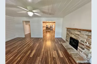 101 N Berry Street, Sanger, TX 76266 - Photo 5