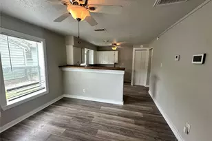 4611 Bradshaw St, Dallas, TX 75215 - Photo 1