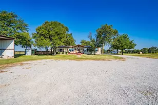 1673 Co Rd 407, Stephenville, TX 76401 - Photo 39