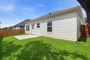 5718 Barkridge Dr, Granbury, TX 76048 - Photo 9