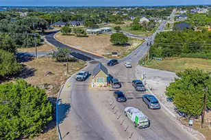 5718 Barkridge Dr, Granbury, TX 76048 - Photo 21