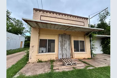 705 N Broadway Street #R, Wichita Falls, TX 76306 - Photo 1