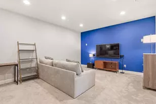 7942 Sarahville Dr, Dallas, TX 75252 - Photo 25