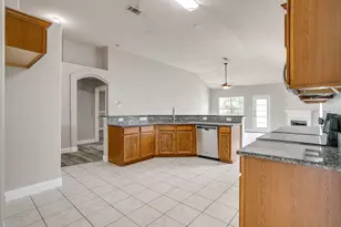 736 Cardinal Dr, Saginaw, TX 76131 - Photo 9