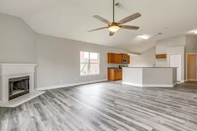736 Cardinal Drive, Saginaw, TX 76131 - Photo 19