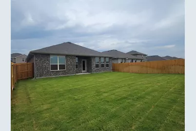 933 Ravenwood Lane, Van Alstyne, TX 75495 - Photo 15