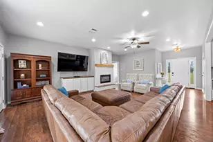 925 Wild Rd, Van Alstyne, TX 75495 - Photo 11