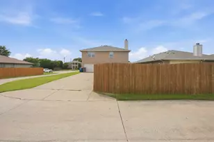 1308 Arbordale Ct, Lancaster, TX 75134 - Photo 39