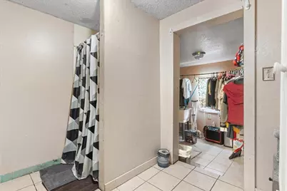 109 N Kouns Street, Cleburne, TX 76031 - Photo 17