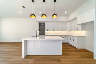 438 Bonnie View Rd, Dallas, TX 75203 - Photo 7
