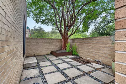 5713 Pershing Avenue, Fort Worth, TX 76107 - Photo 13