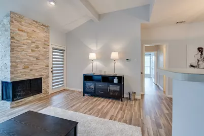 2100 Randy Snow Road #412, Arlington, TX 76011 - Photo 9