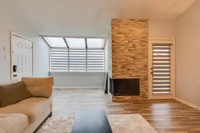 2100 Randy Snow Road #412, Arlington, TX 76011 - Photo 11