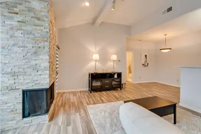 2100 Randy Snow Road #412, Arlington, TX 76011 - Photo 9