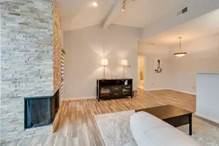 2100 Randy Snow Rd, Arlington, TX 76011 - Photo 9
