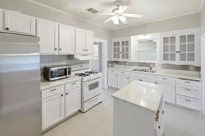 2015 Gorman Avenue, Waco, TX 76707 - Photo 7