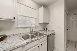 6913 Indiana Ave, Fort Worth, TX 76137 - Photo 17