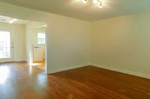 901 Gregg St, Denton, TX 76201 - Photo 5
