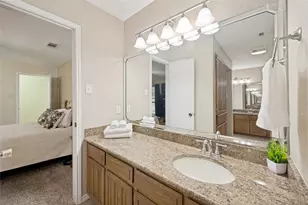 4217 Hunters Ct, Arlington, TX 76016 - Photo 11