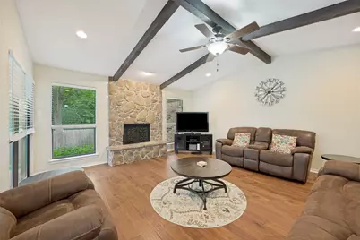 4217 Hunters Court, Arlington, TX 76016 - Photo 3
