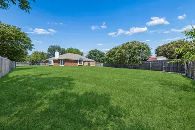 1001 Crane Circle, Saginaw, TX 76131 - Photo 23