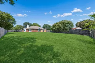 1001 Crane Cir, Saginaw, TX 76131 - Photo 23