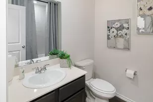 799 Barton Dr, Ennis, TX 75119 - Photo 3