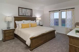 799 Barton Dr, Ennis, TX 75119 - Photo 5