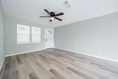 613 Jefferson Avenue, Princeton, TX 75407 - Photo 3