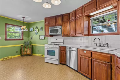 611 N Avenue Q, Clifton, TX 76634 - Photo 7