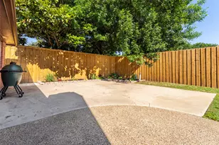 2802 Garden Oaks Pl, Grand Prairie, TX 75052 - Photo 27