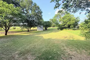 1111 Joel St, Groesbeck, TX 76642 - Photo 35